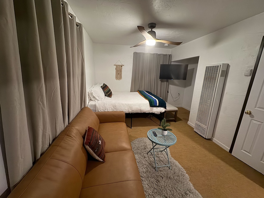 Three Pines Cabins Lodge - photo 2