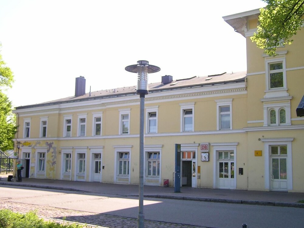 Hotel White — hotel in Krynica Morska