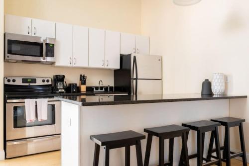 Beautiful 4br 2br Downtown Xing High Ceilings — 4-Star Luxury Hotel in Boston, United States