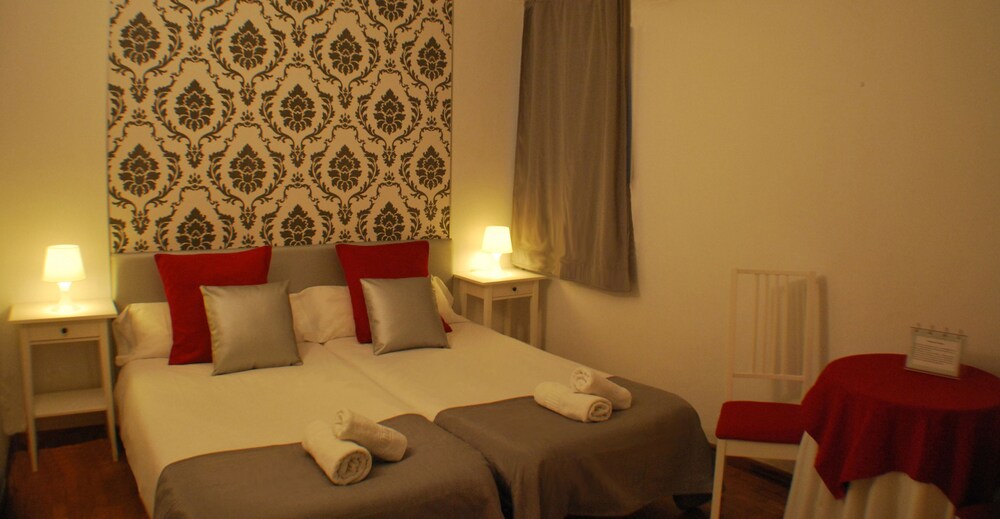 Petit Hotel — Barcelona — photo 3