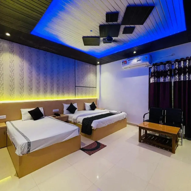 Hotel Ramay Palace 400 Meter from Ram Mandir Ayodhya — Ajodhya — photo 4