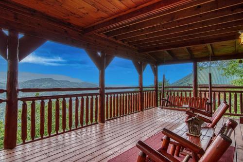 Eagles View Free Attraction Tickets Breathtaking Mountain Views Hot Tub WIFI - photo 47