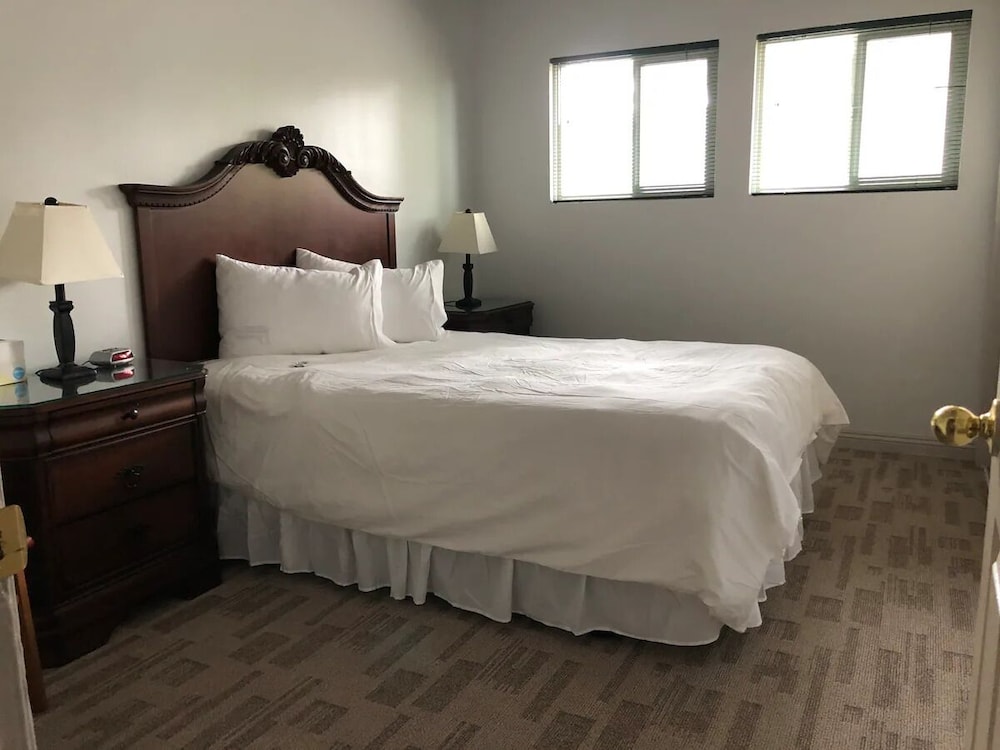 Bay Meadows Resort - photo 27