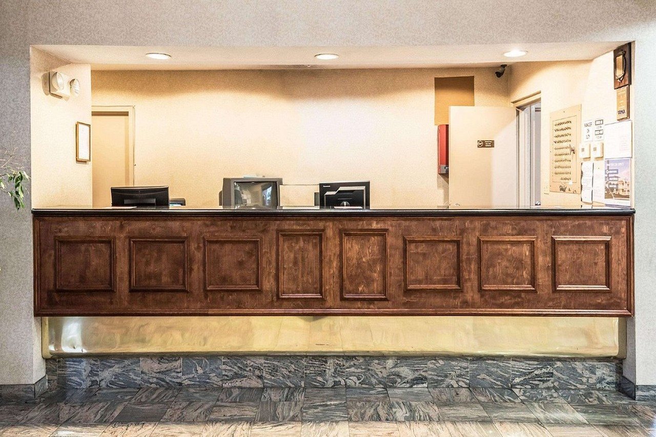 Studios and Suites 4 Less Emporia - photo 5