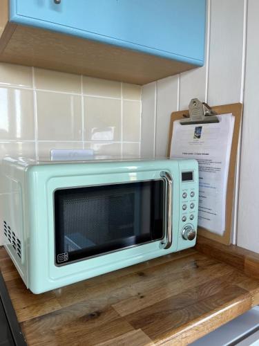 Reef Shepherds Hut — Penally — photo 2