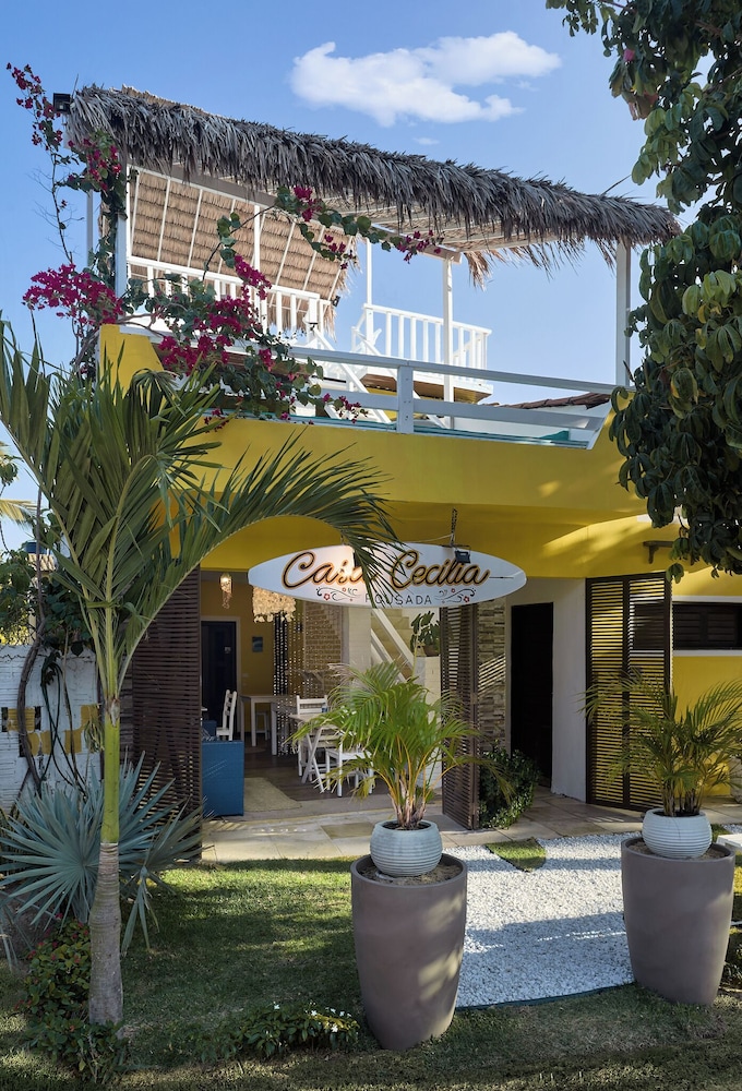 Pousada Casa Cecilia — 4-Star Luxury Hotel in Camocim, Brasil