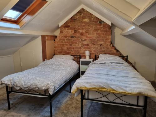 Tulip Cottage Hinderwell Staithes and Whitby Pet Friendly 2 Night Min