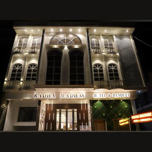 Radha Madhav Hotel & Banquet — hotel in Palwal