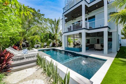 All Decked Out — 4-Star Luxury Hotel in Sarasota, United States