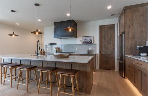 Newly Built Teewinot At The Basin Luxury Suites 22031566 — Driggs
