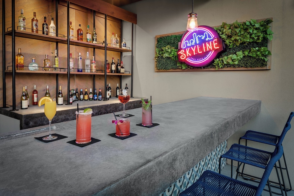 Hotel Indigo Austin Downtown University by IHG - photo 49