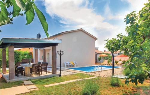 Cozy Home In Pula With Kitchen — 4-Star Luxury Hotel in Pula, Croatia