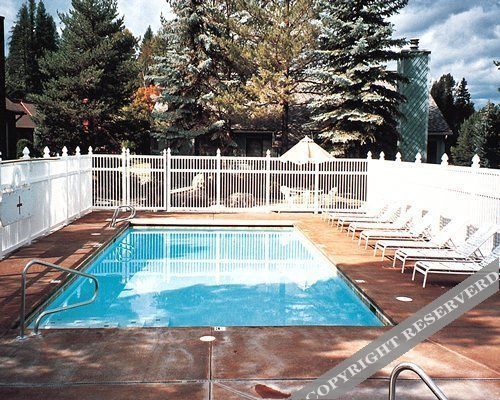 Crestwood Resort in Whitefish, United States