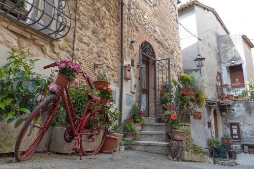 Mgresidencetolfa Piazza Vecchia — Tolfa