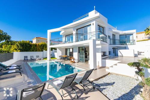 Villa Dunamoon by Abahana Villas — 4-Star Luxury Hotel in Moraira, Spain