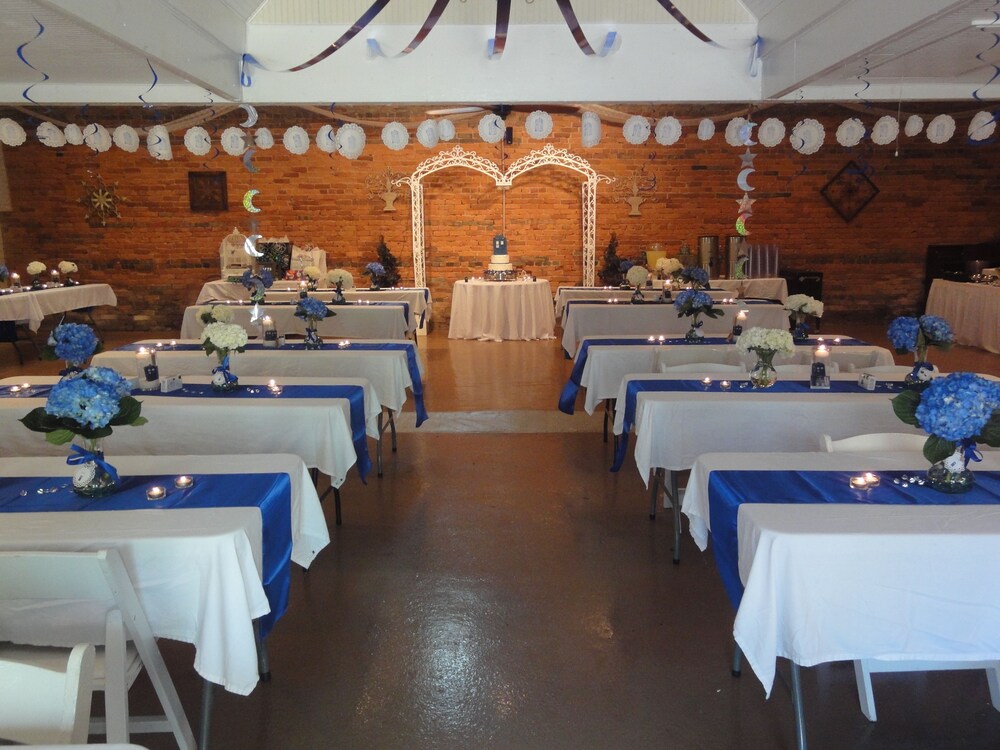 Lake Allatoona Inn - photo 34