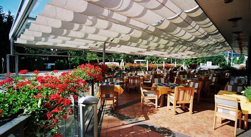 Hotel Eroplán in Roznov Pod Radhostem, Czech Republic