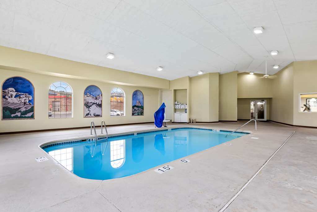 Quality Inn near Monument Health Rapid City Hospital - photo 31
