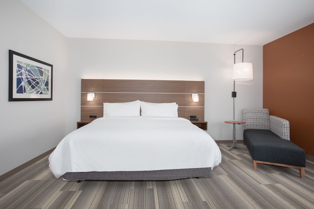 Holiday Inn Express & Suites Sioux City North Event Center by IHG - photo 12
