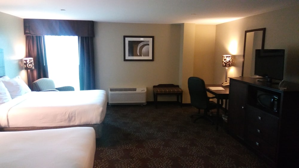 Holiday Inn Express & Suites Pittsburgh West Greentree by IHG - photo 14