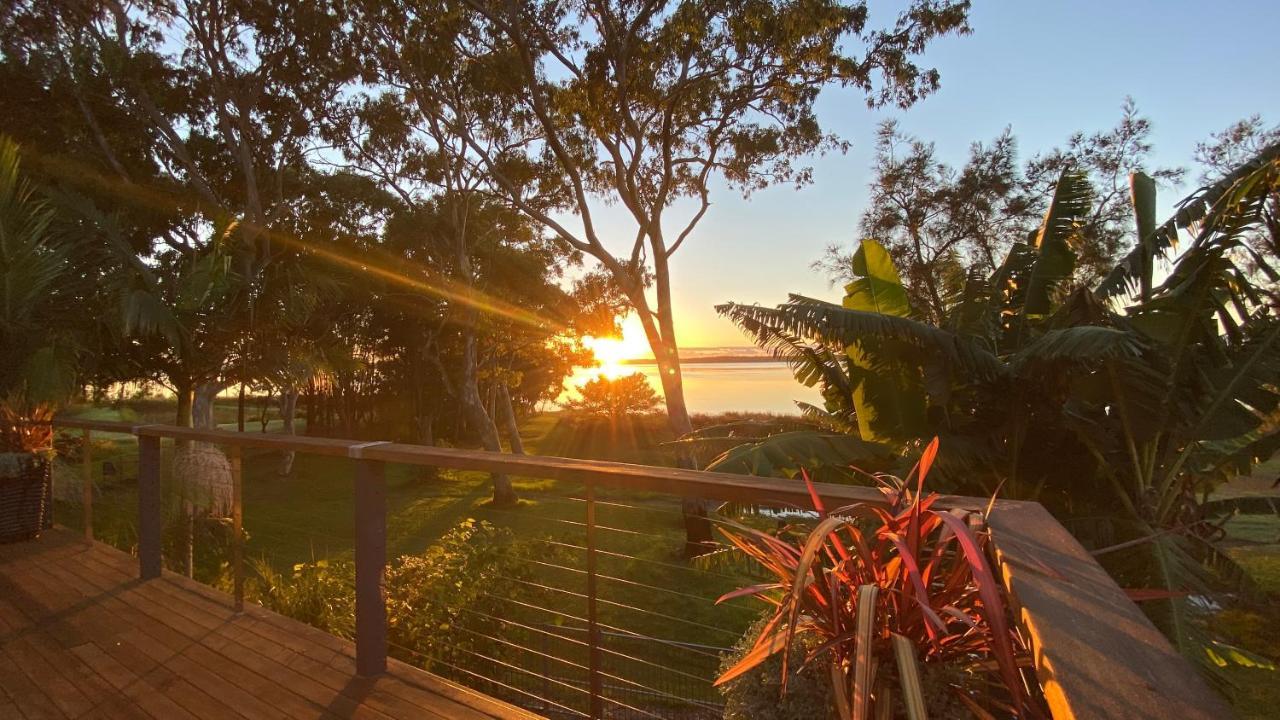Absolute Lakefront House Enjoy the Sunrise — Budgewoi — photo 3