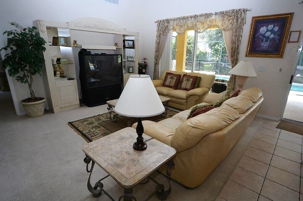Huge 6 bed Emerald Is Resort Elite Vacation Homes - photo 15