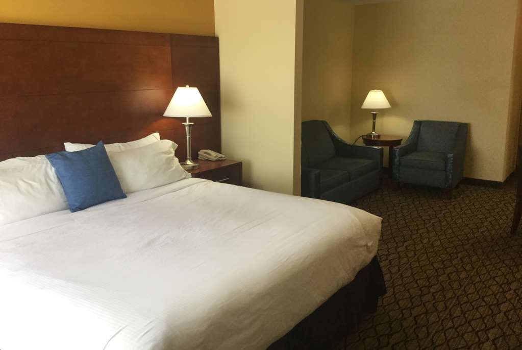 Baymont by Wyndham Mishawaka South Bend Area - photo 10