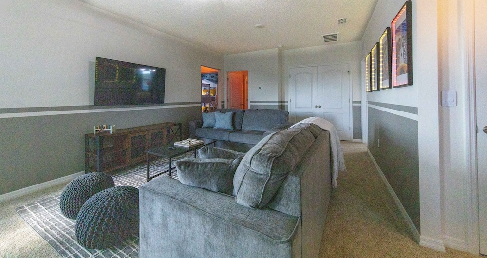 7660oml solterra Resort 5 Bedroom Home by RedAwning - photo 16