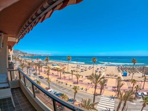 Precioso Piso A Orillas Del Mar En Fuengirola — Fuengirola