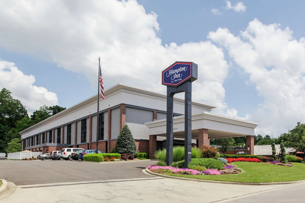 Hampton Inn Jasper - carbon neutral hotel in Jasper