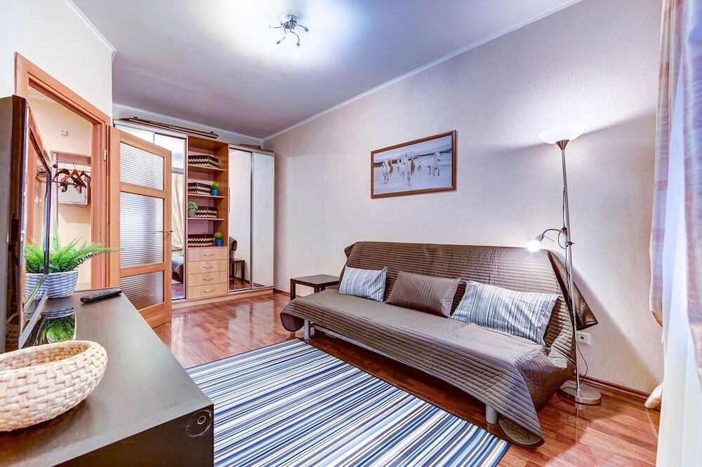Mytninskaya 2.1 - carbon neutral hotel in Saint Petersburg