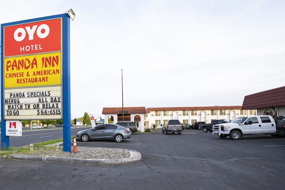Hermiston Inn & Suites - photo 38