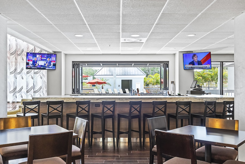 Holiday Inn St. Petersburg West by IHG - photo 50