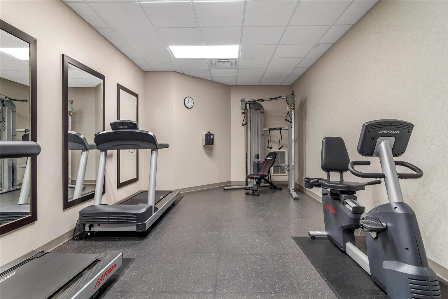 Comfort Inn & Suites Calhoun South - photo 22