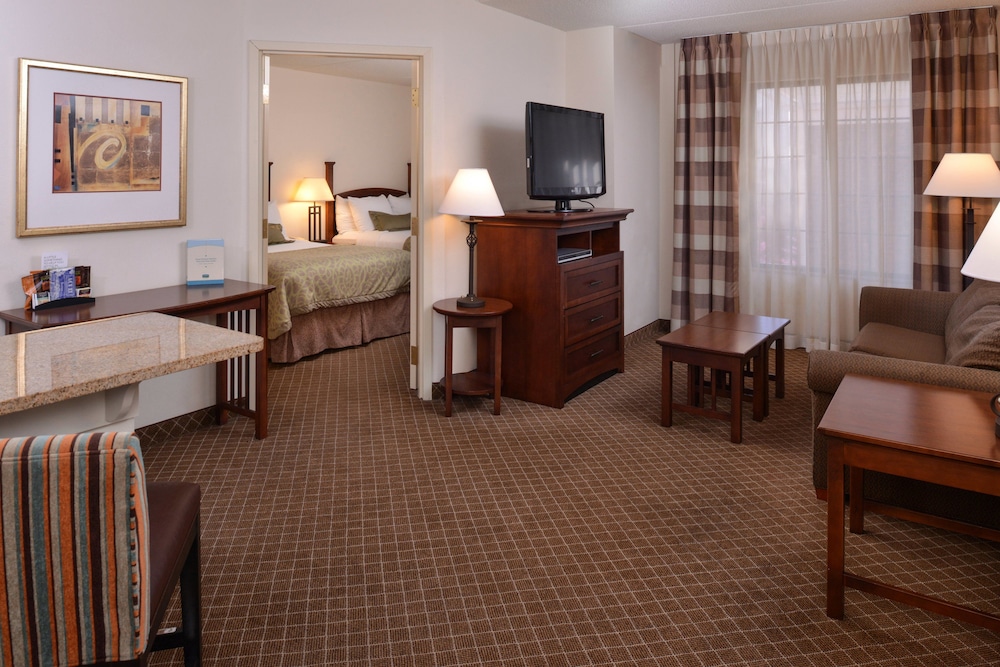 Staybridge Suites Indianapolis Airport by IHG - photo 20