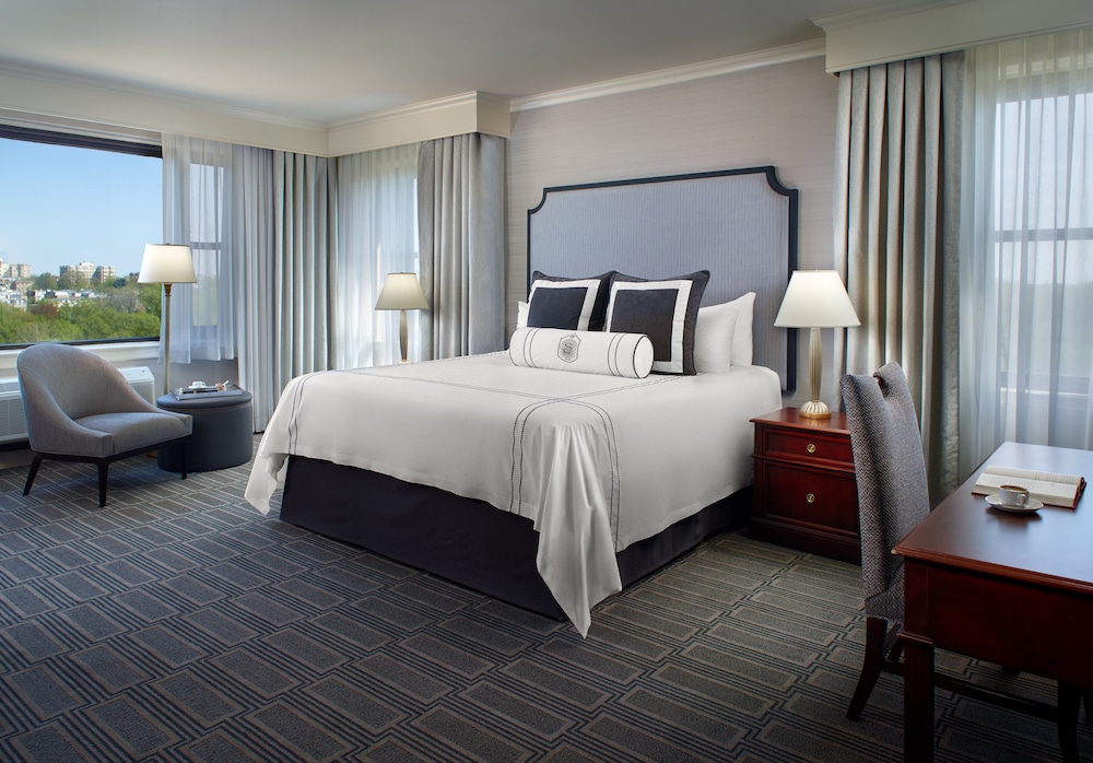 Omni Shoreham Hotel - photo 12