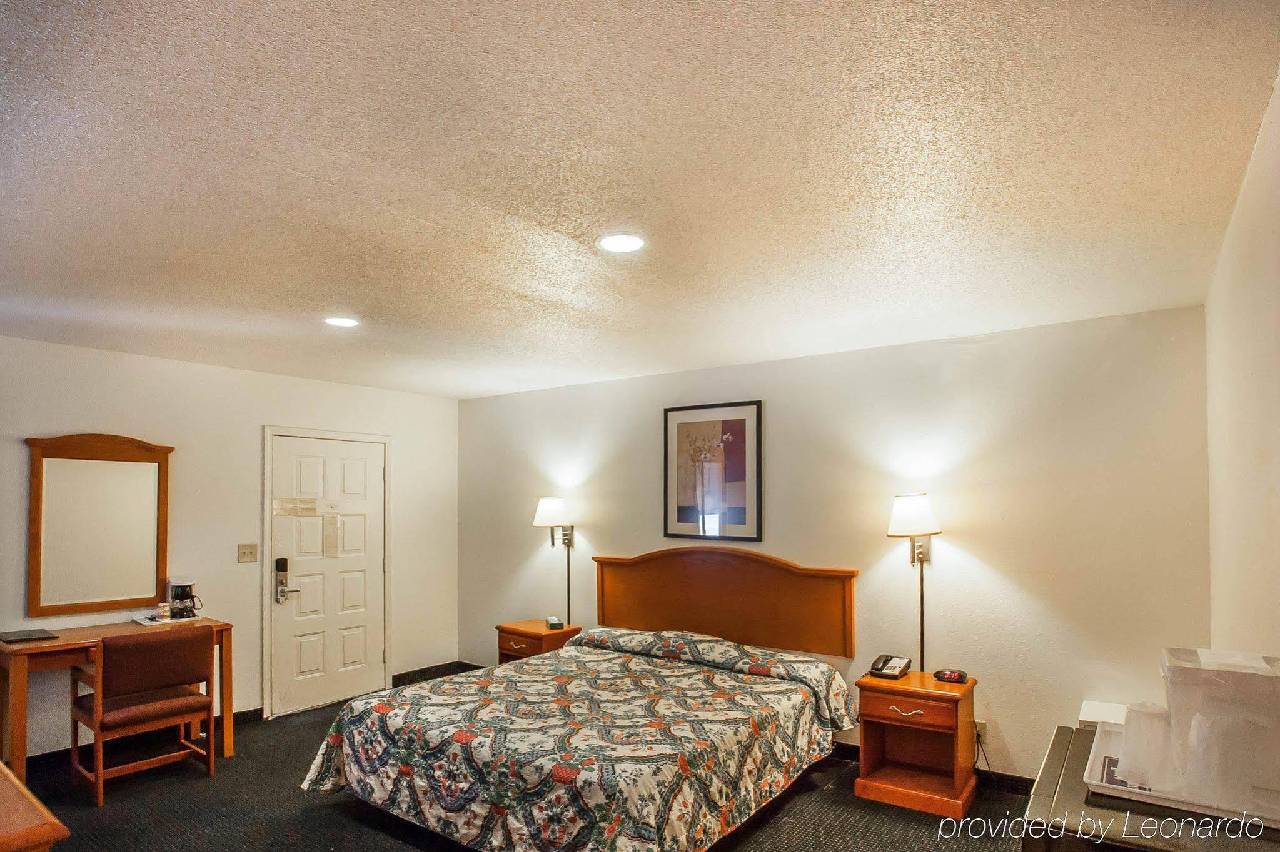 Rodeway Inn Effingham - photo 15