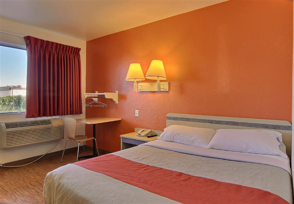 Motel 6 Bismarck ND - photo 7