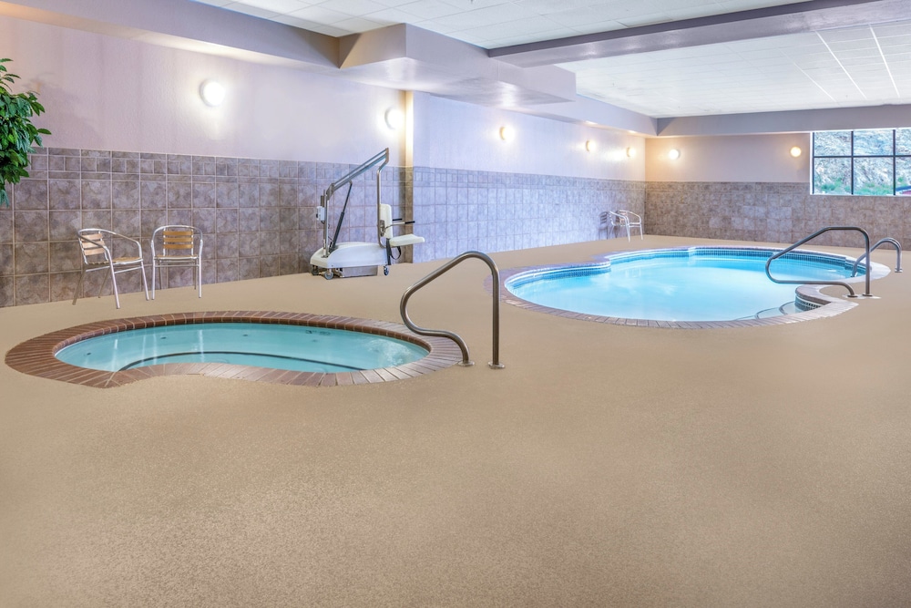 Holiday Inn Express Hotel & Suites Deadwood Gold Dust Casino - photo 31