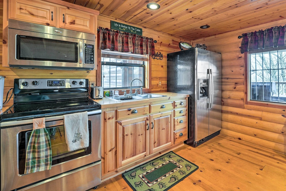 Rustic Cabin in Roaring River State Park - photo 7