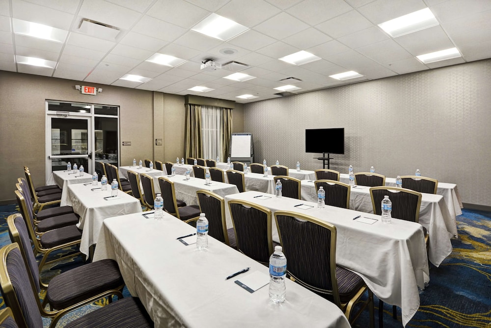 Homewood Suites by Hilton Detroit - photo 50