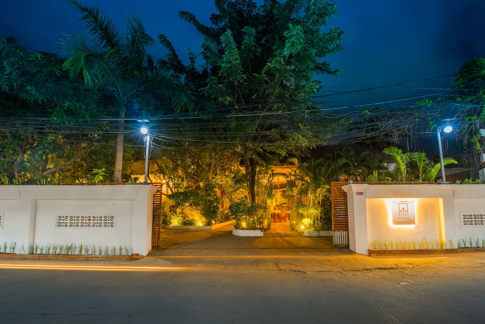 Samnak Lounge — Siem Reap — photo 2