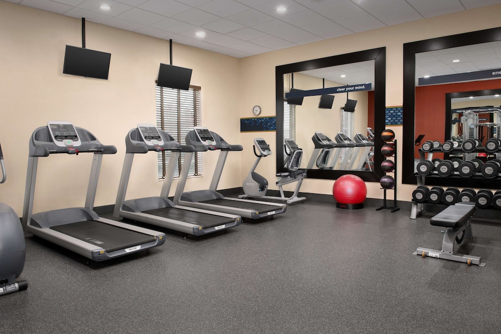 Hampton Inn & Suites Orangeburg - photo 27