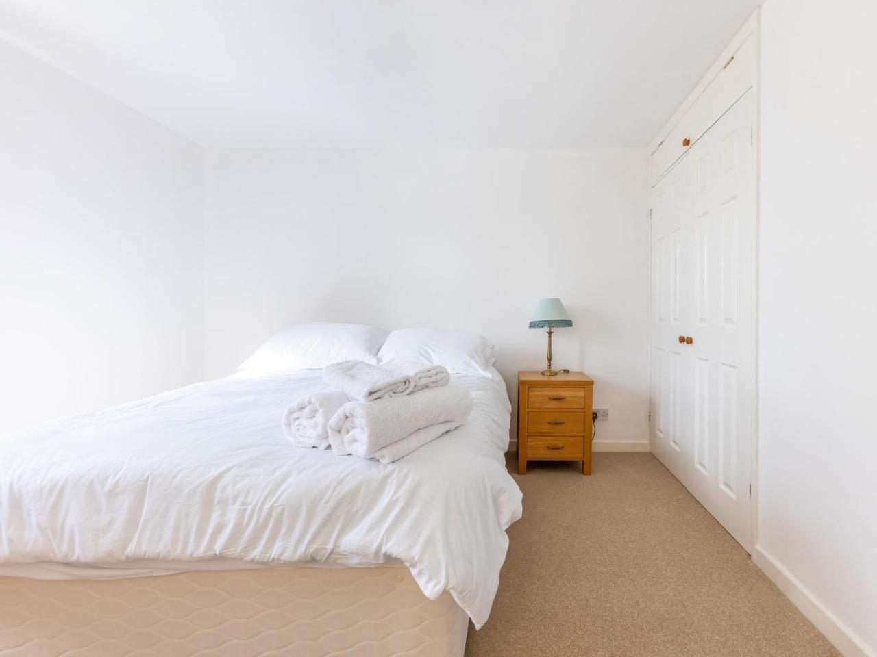 Betty's House — 4-Star Luxury Hotel in Fakenham, United Kingdom
