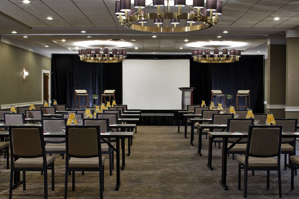 Courtyard by Marriott Minneapolis West - photo 31