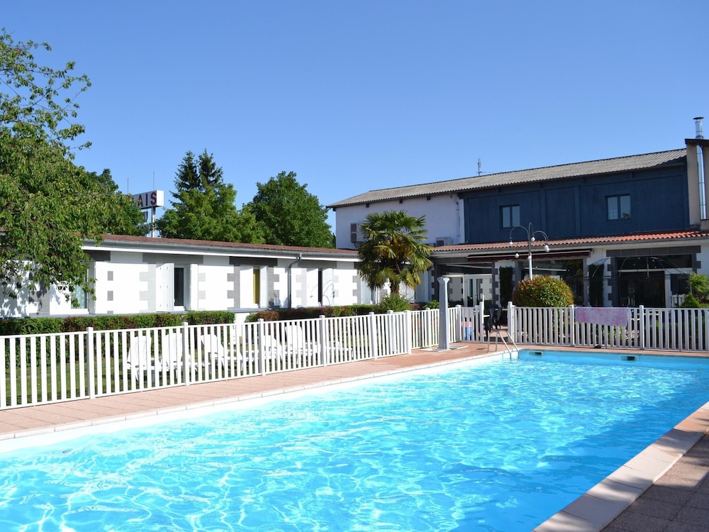 Relais 500 De Vienne — Vienne