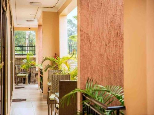 Jengel Studio Apartment — 5-Star Luxury Hotel in Entebbe, Republic of Uganda