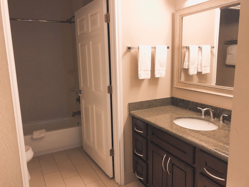 Staybridge Suites Covington - photo 10