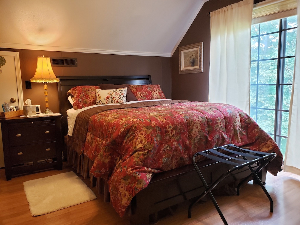 Blue Ridge Manor B&B - photo 13