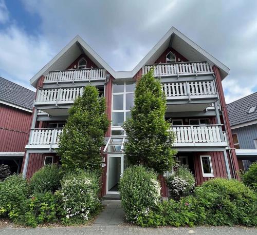 Mitteldeck 434 — 4-Star Luxury Hotel in Rechlin, Germany
